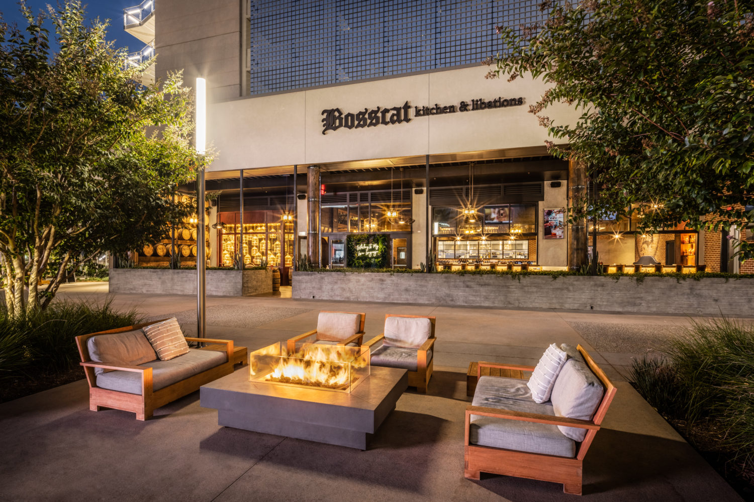 Lakeshore Irvine Welcomes Bosscat Kitchen, TEN Sushi